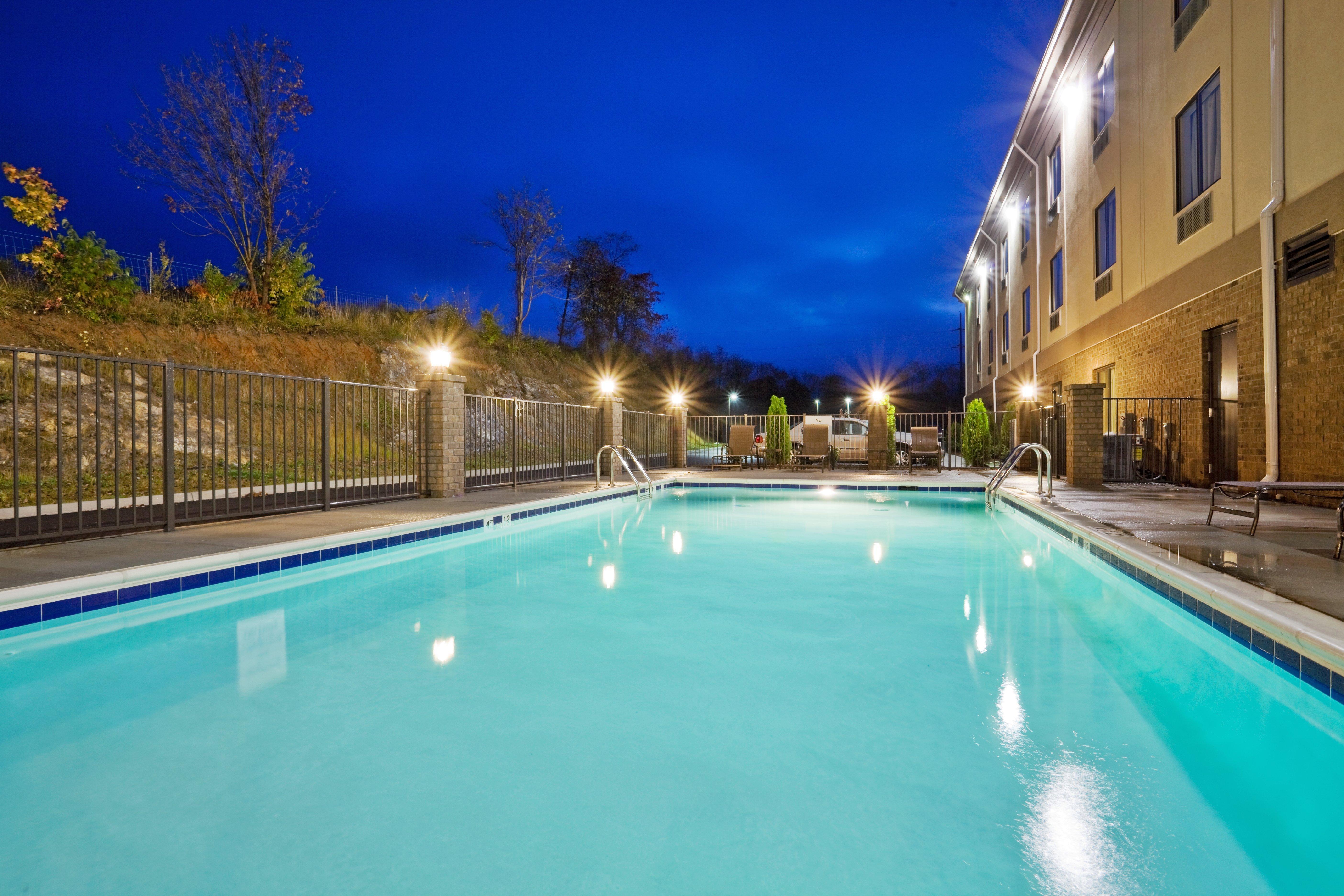 Hotel Express Troutville-roanoke North By Ihg