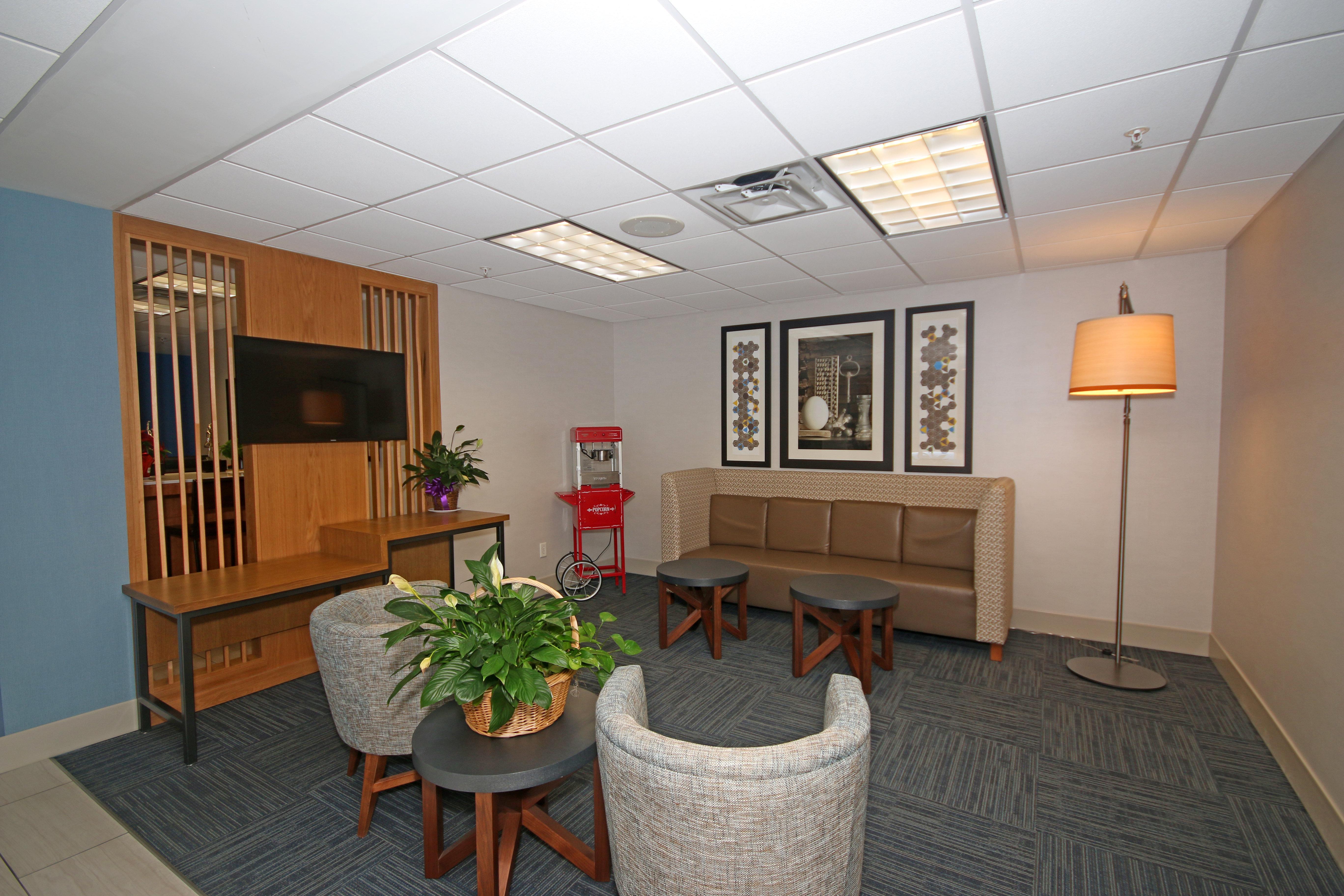 Express Troutville-roanoke North By Ihg Troutville